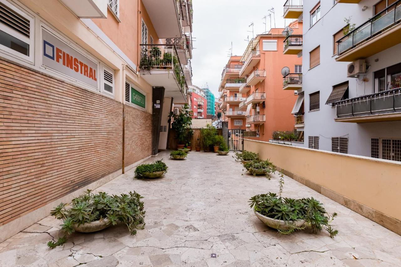 96 Degli Ubaldi Charming Suite Roma Eksteriør bilde